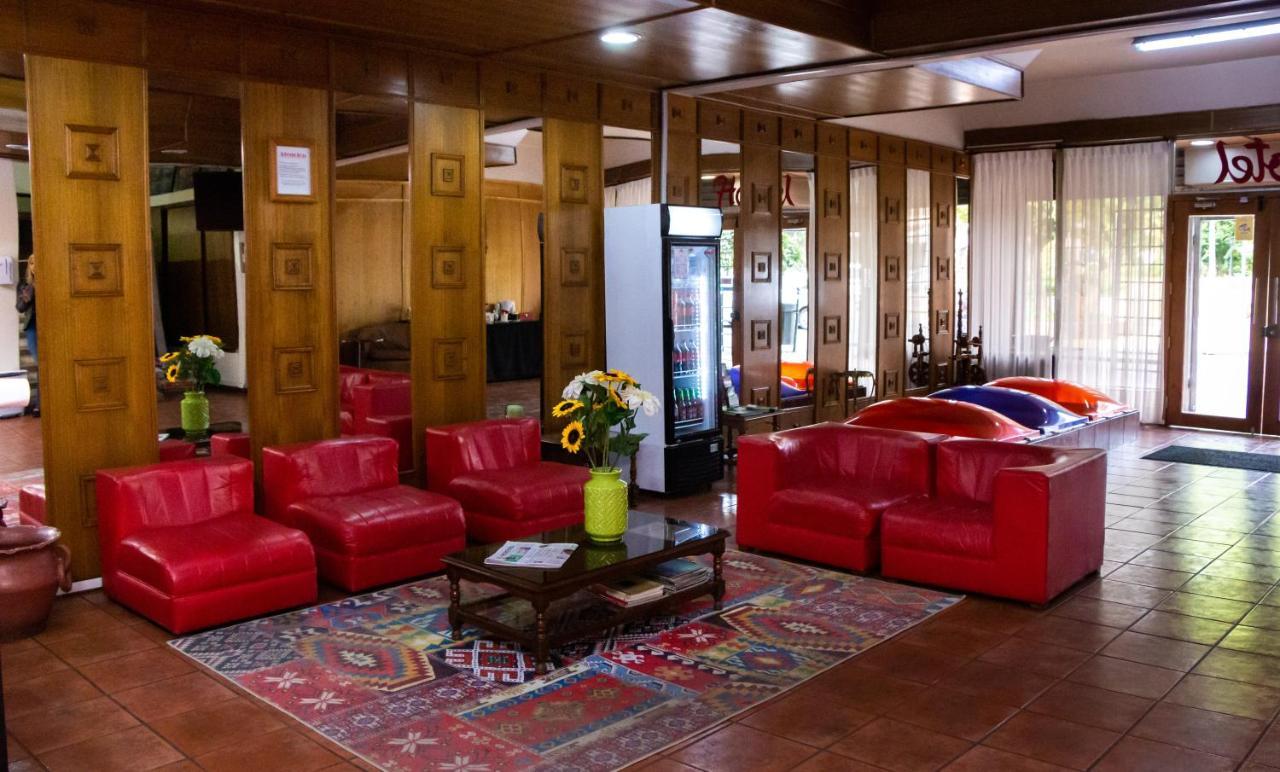 Hotel Gran Muso Los Ángeles Exteriör bild